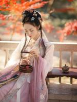 穿成校草的作精前女友，他非要宠